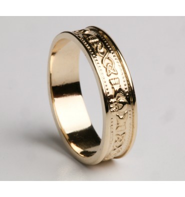 https://www.ardrijewellery.com/119-thickbox_default/ladies-gold-claddagh-wedding-band.jpg